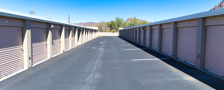climate controlled self storage units